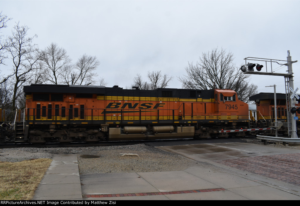 BNSF 7945